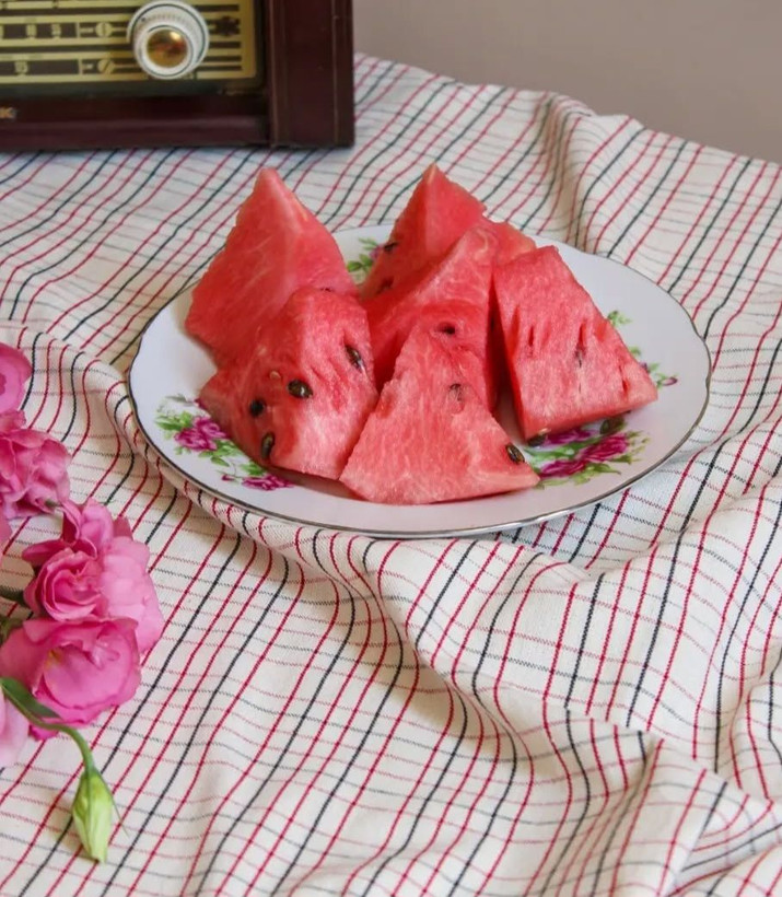 سفره یا رومیزی نخی سنتی یزد مدل پیران