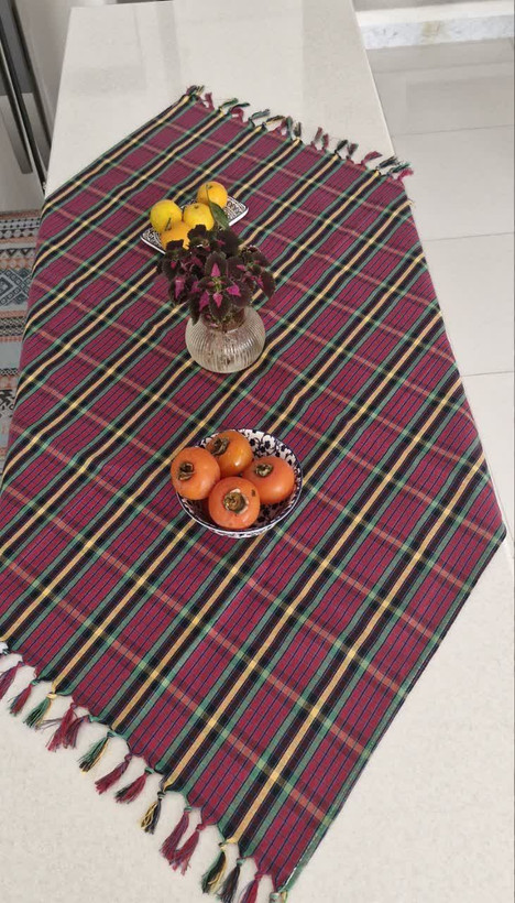 رومیزی سنتی ریشه دار طرح ختکی (سفره نخی)