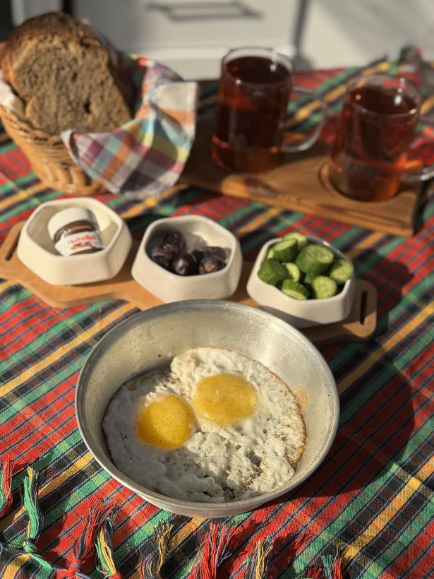 رومیزی سنتی ریشه دار طرح ختکی (سفره نخی)